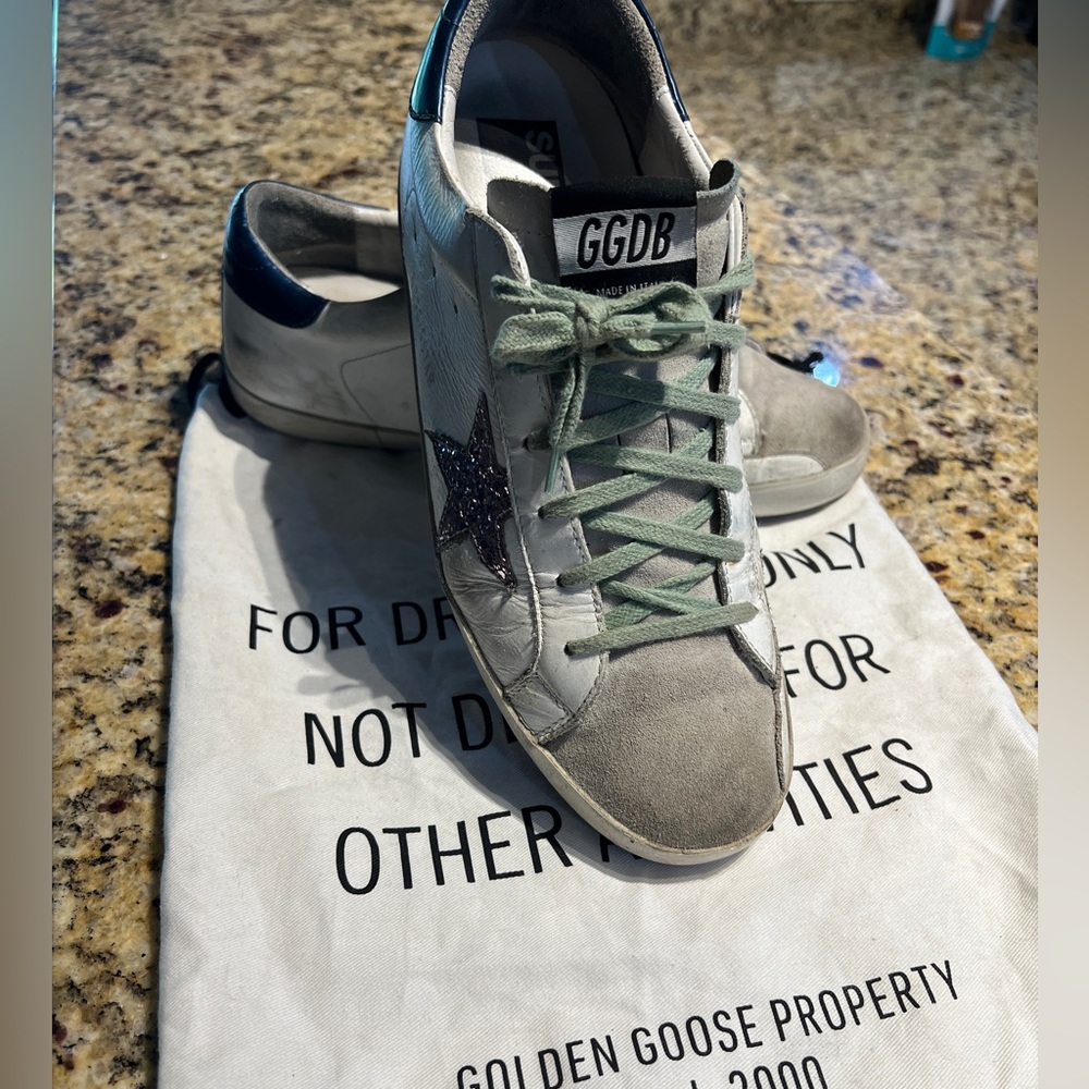 Golden Goose Superstar Size 41 fits like a 10